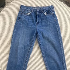Mom rise, American Eagle jeans